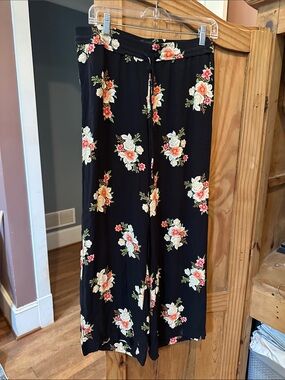 LOFT Black Wide-Leg Pull-On Pants with Pink & Cream Floral Print